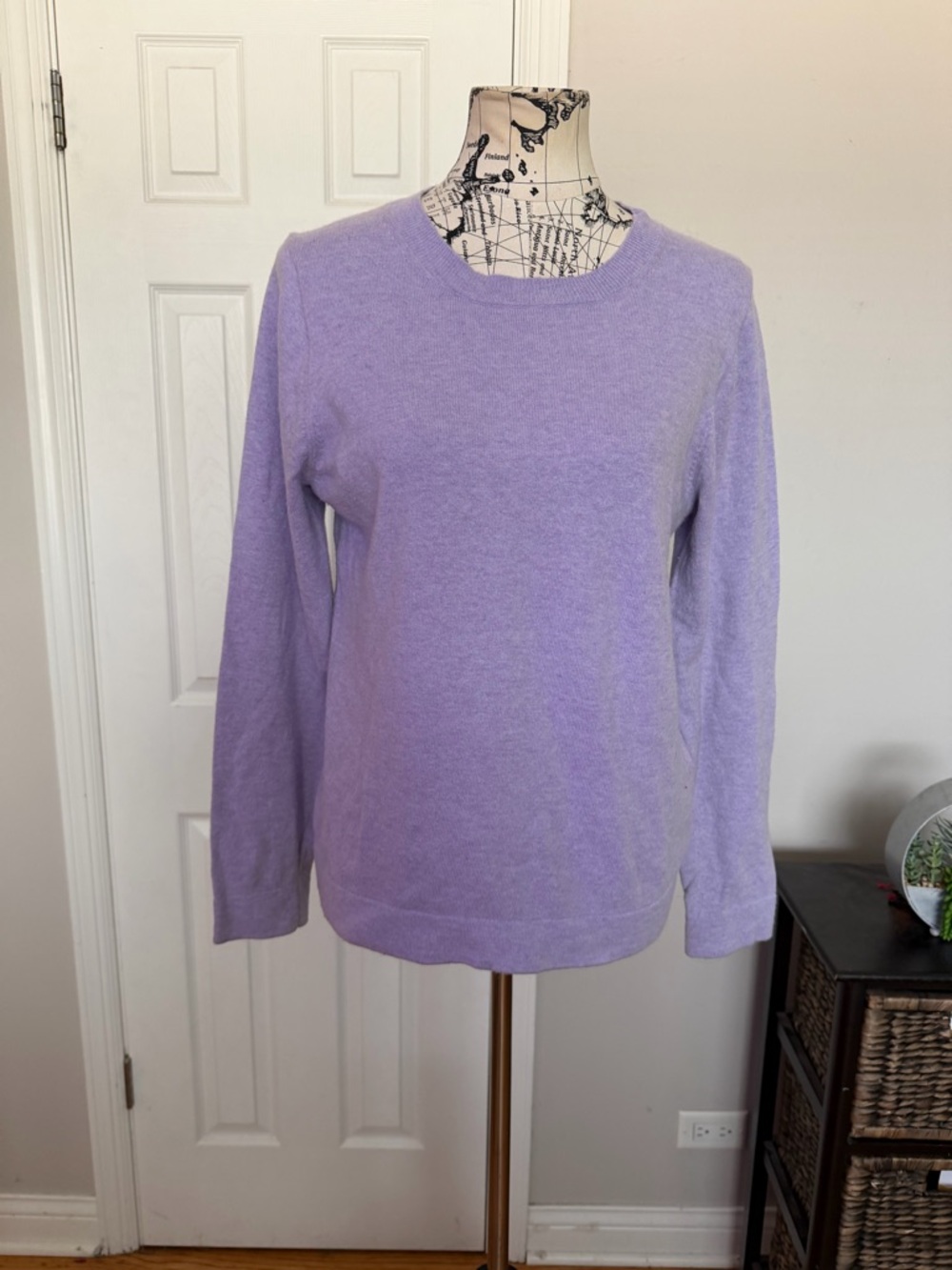 J. Crew Lilac Teddie Wool Cotton Crew Sweater violet lavender L pullover preppy